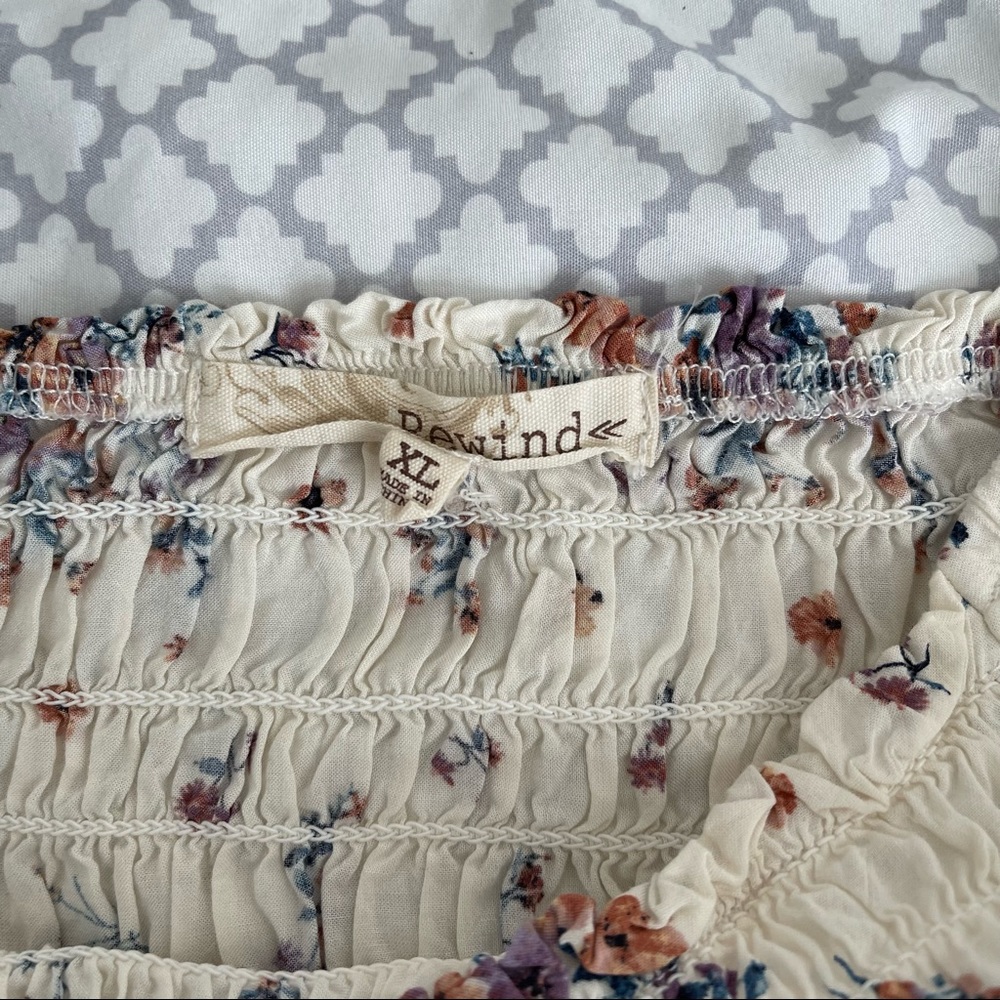 Cottagecore Shirt - Picture 4 of 4